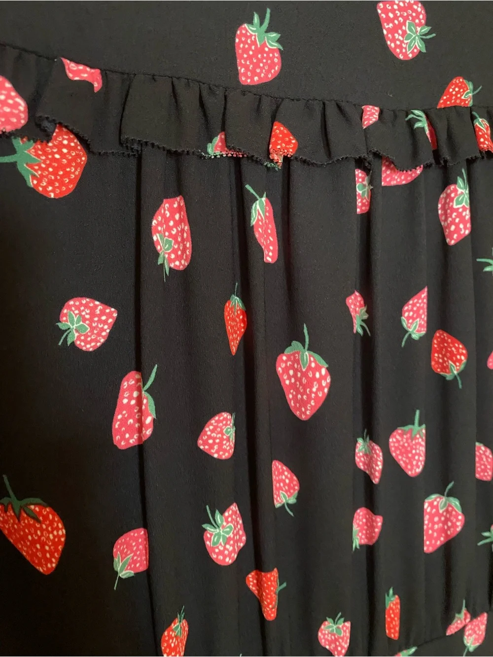 NWOT Kate Spade Tossed Strawberry Ruffle Shirtdress size 10